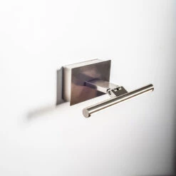 Slimline Small Battery Operated LED Picture Light With Remote Control - Satin Nickel